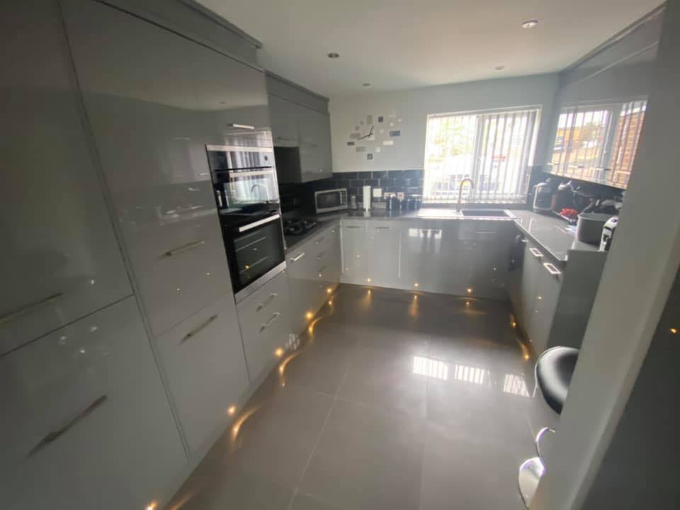 292345394_366350792303653_1171483180861495197_n